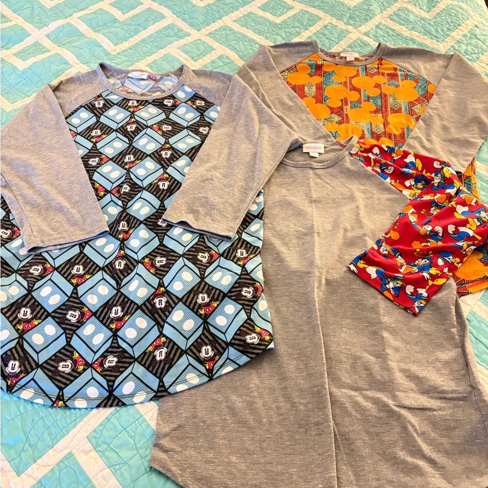 LuLaRoe Gray and Pink Patterned Top